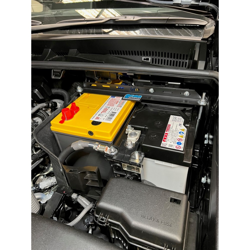 Redarc Dual Battery Kit inc Battery Tray & Century AGM Battery suitable