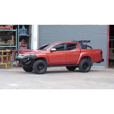 Piak Elite No Loop Bar (Mitsubishi Triton MR 2020 on)